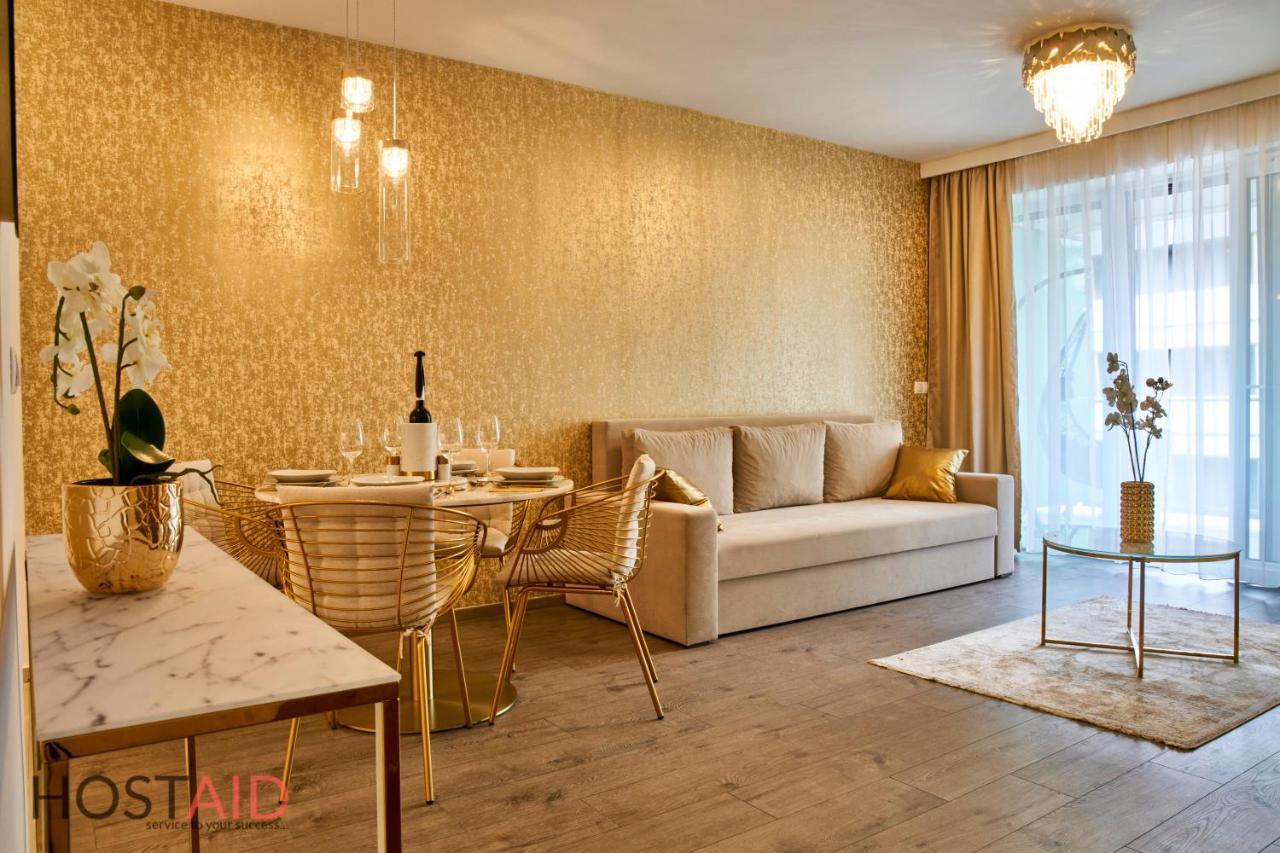 Azur Apartment - Hostaid Шіофок Екстер'єр фото
