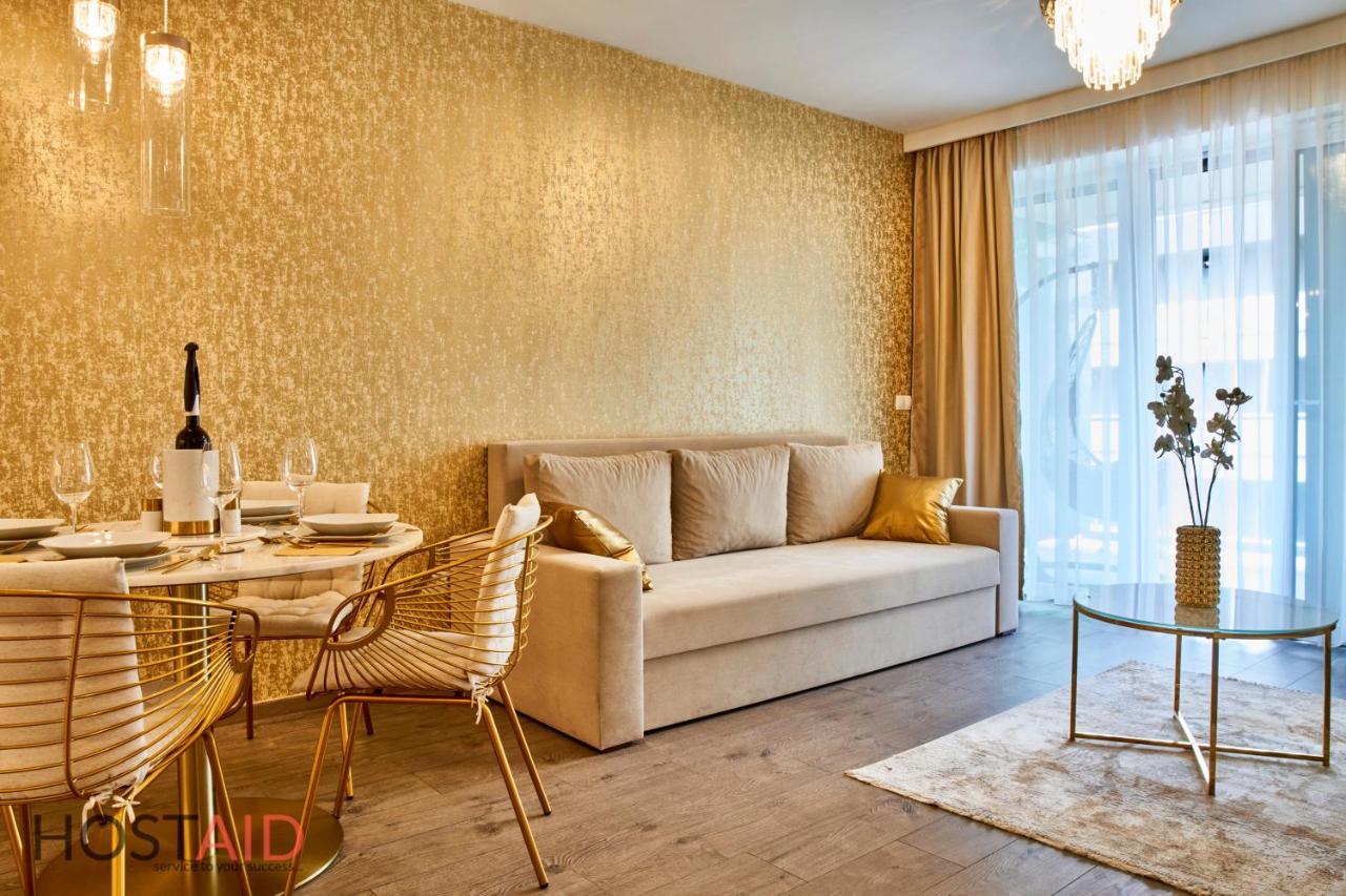 Azur Apartment - Hostaid Шіофок Екстер'єр фото