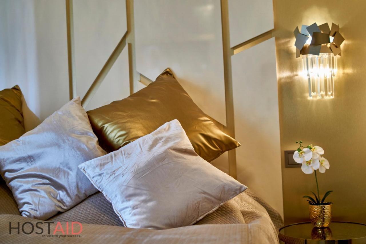 Azur Apartment - Hostaid Шіофок Екстер'єр фото