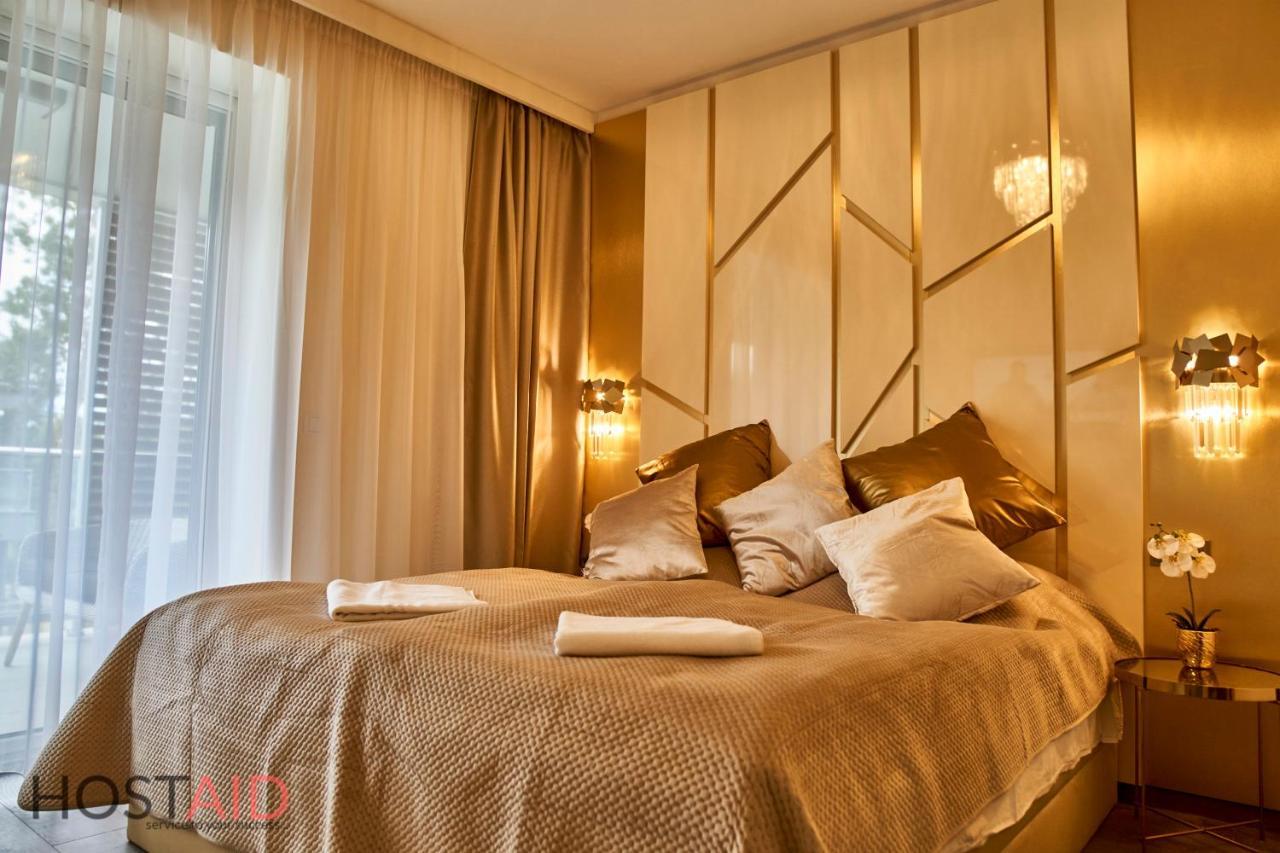 Azur Apartment - Hostaid Шіофок Екстер'єр фото