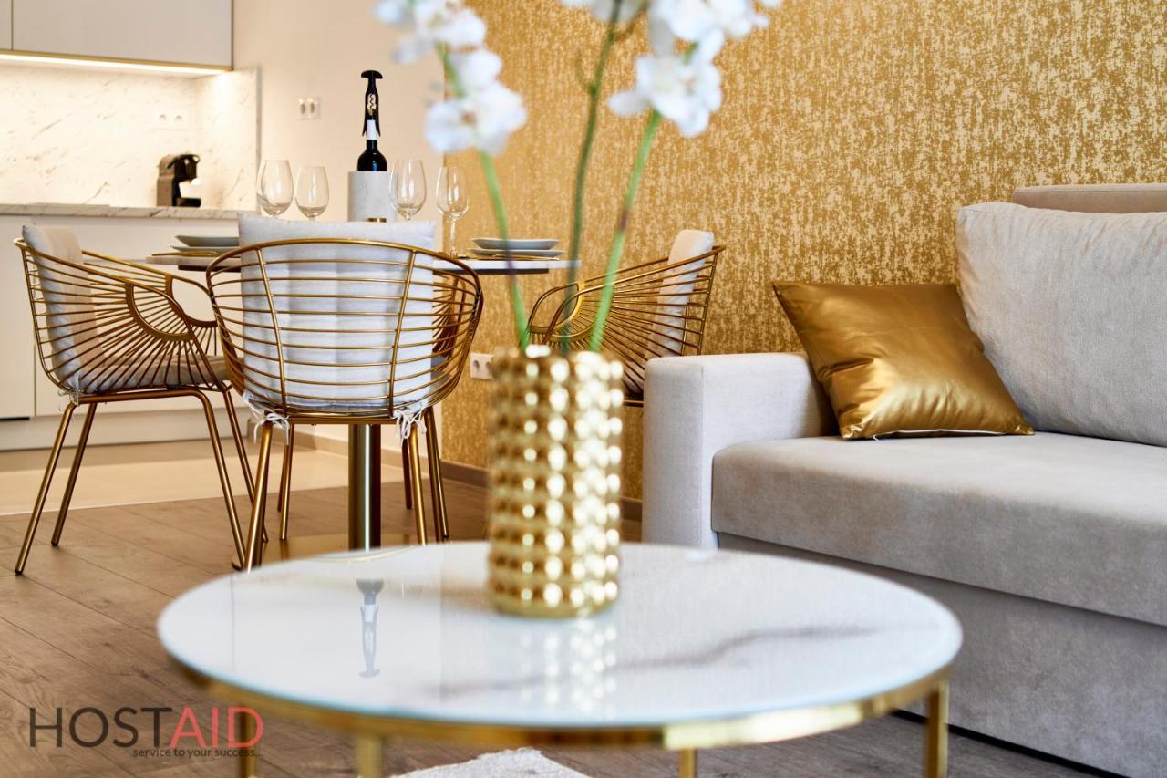 Azur Apartment - Hostaid Шіофок Екстер'єр фото
