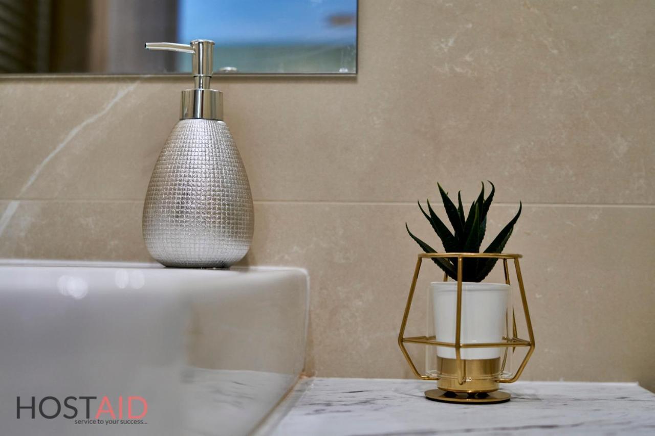 Azur Apartment - Hostaid Шіофок Екстер'єр фото