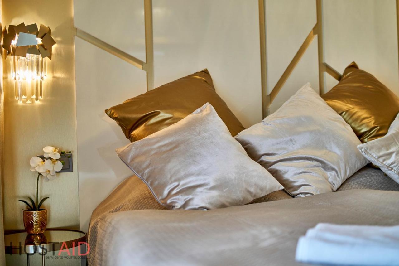 Azur Apartment - Hostaid Шіофок Екстер'єр фото