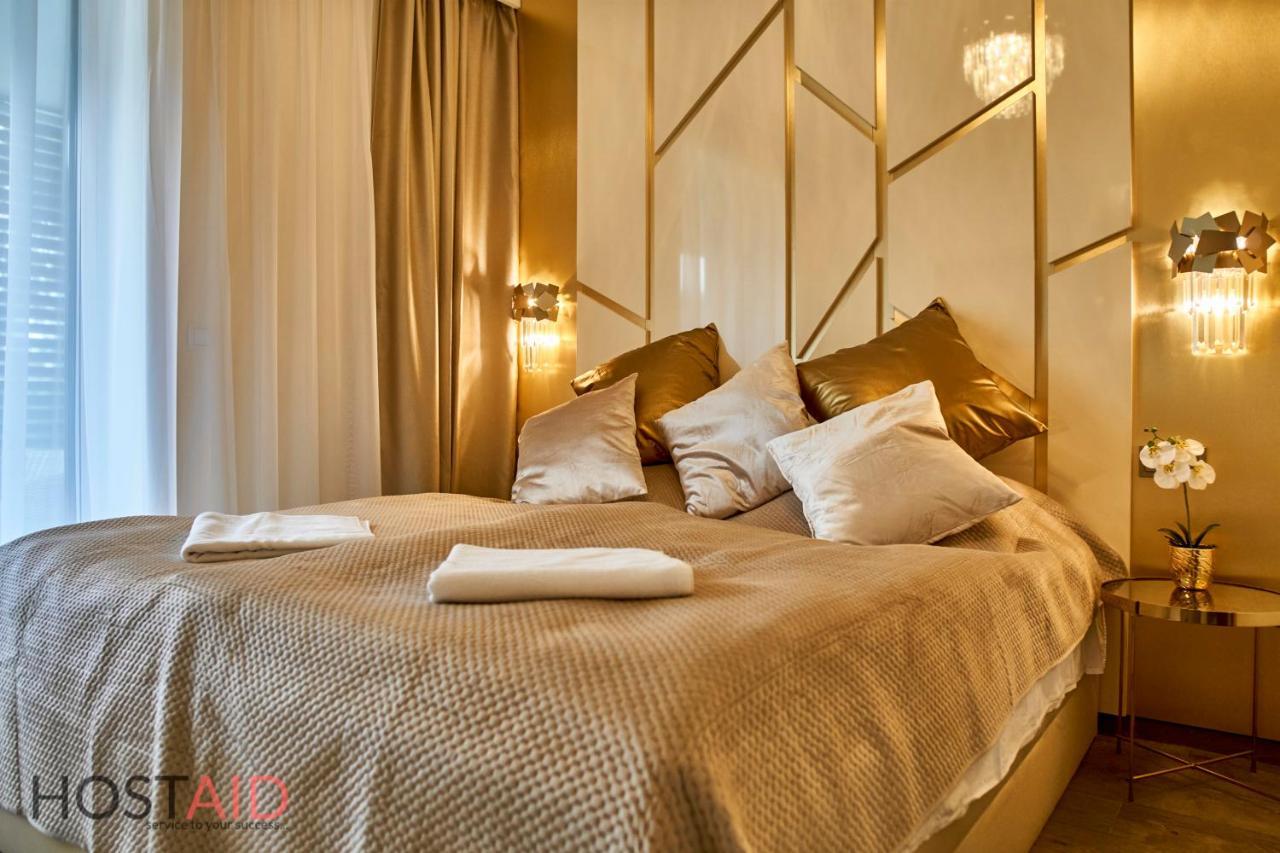 Azur Apartment - Hostaid Шіофок Екстер'єр фото